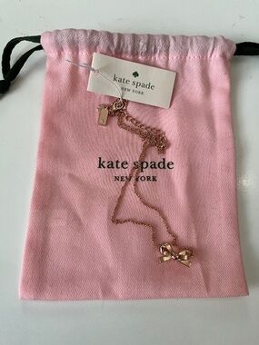 Kate Spade Bow Necklace ! Rose gold! NWT! Never been worn ! Gorgeous